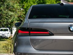 BMW 740 – 9 / 35