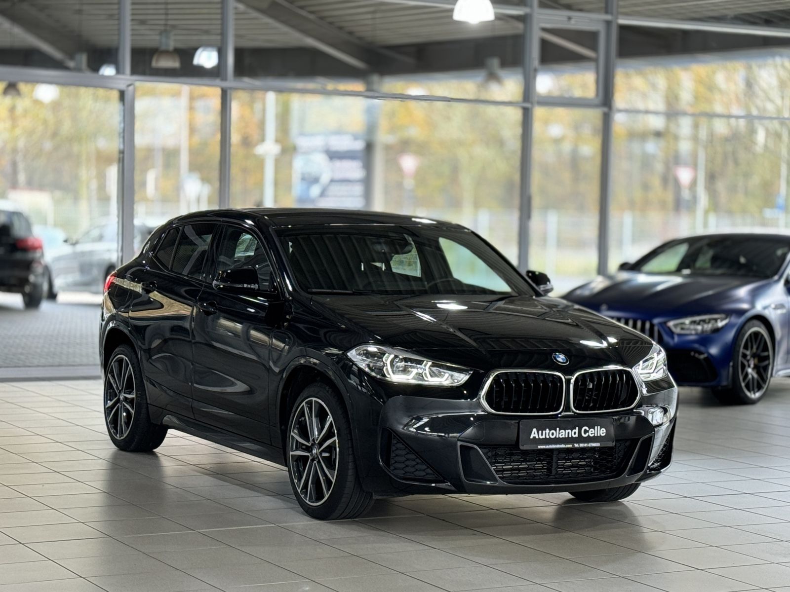 Fahrzeugabbildung BMW X2 xD25e M Sport Kamera HUD DAB Navi+ Alarm19"