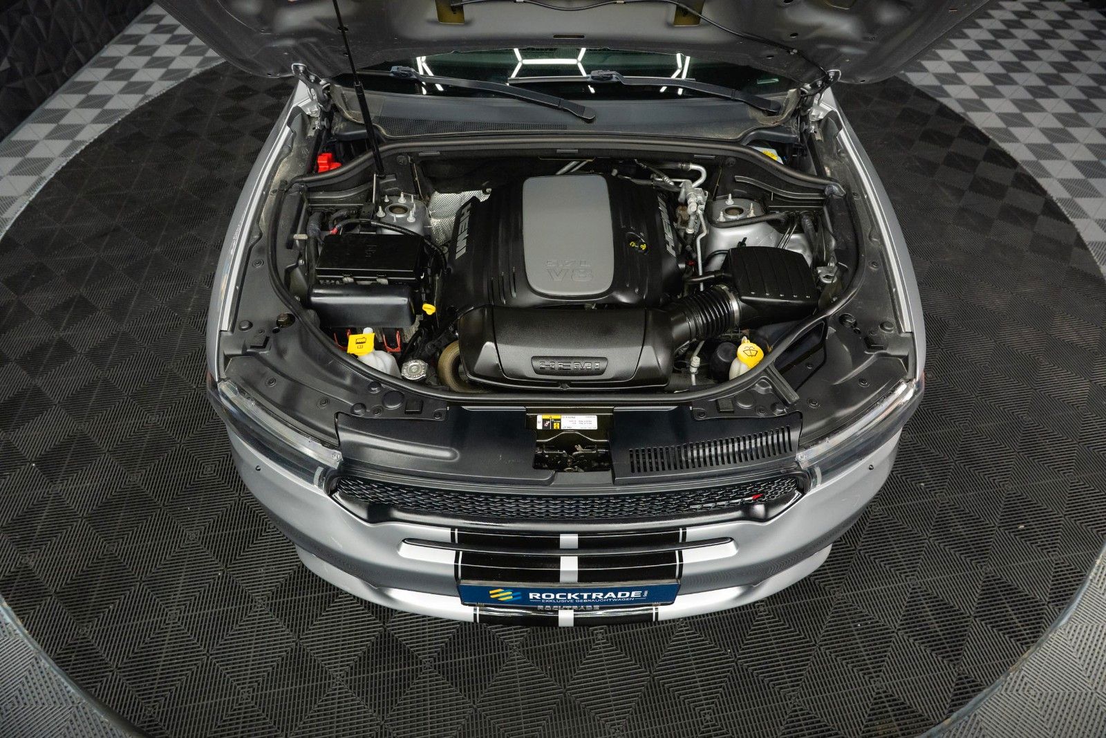 Fahrzeugabbildung Dodge Durango 5.7 V8 R/T 4x4 Night-Paket *7 Sitze*19%*
