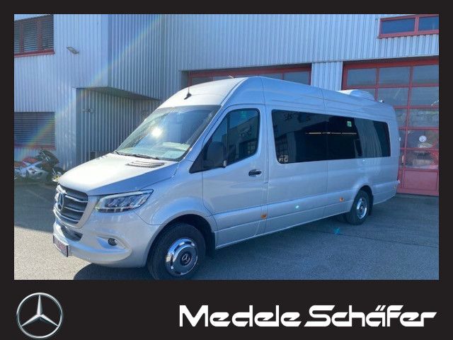 Mercedes-Benz Sprinter Reisevariante AST, Kofferraumvertiefung