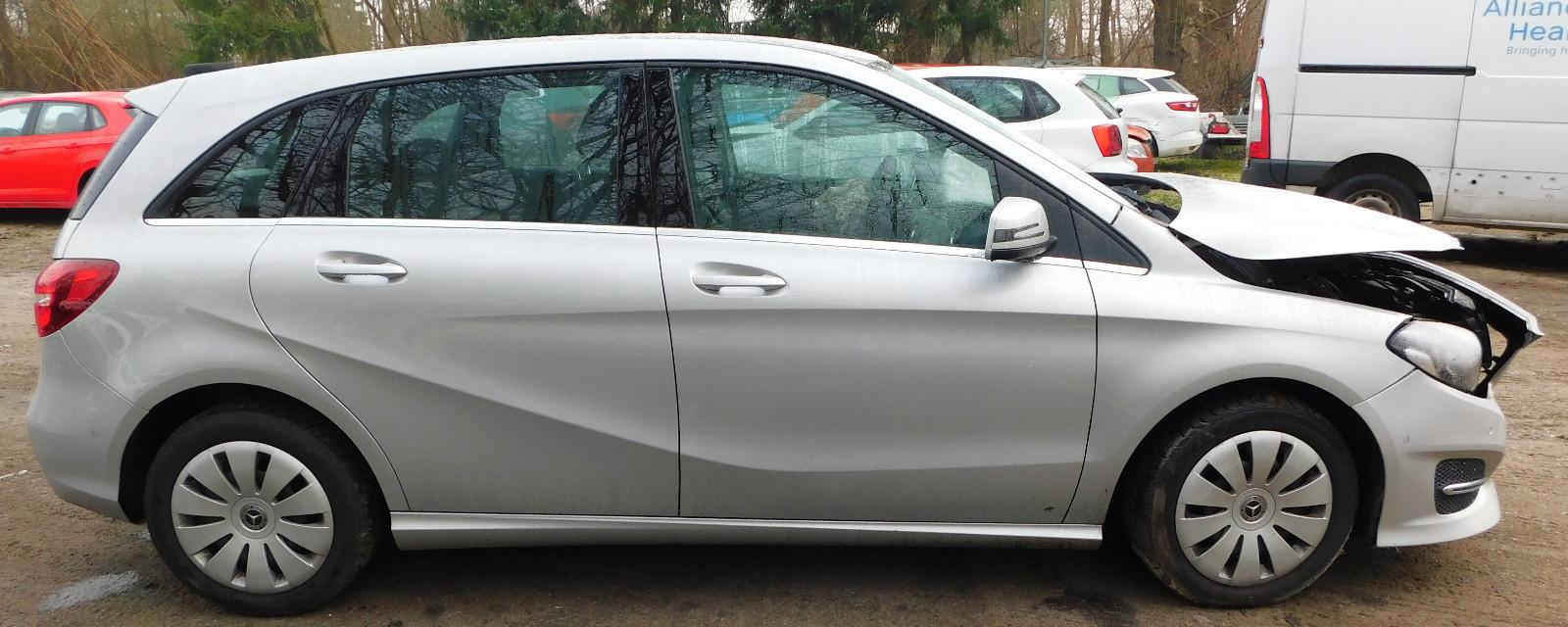 Mercedes-Benz B 220 B  220 4Matic Edition B