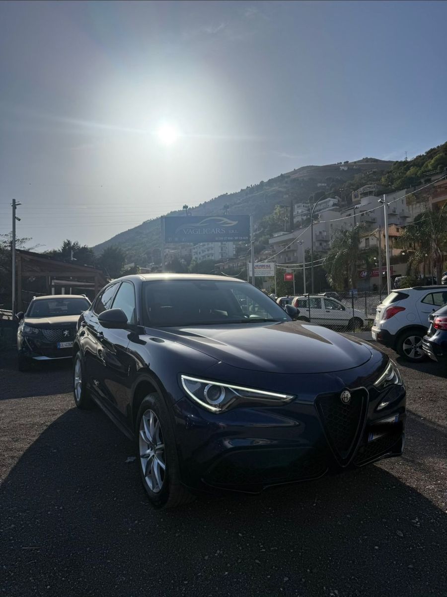 Alfa Romeo Stelvio 2.2 Turbodiesel 190 CV AT8 Q4 imagem 3