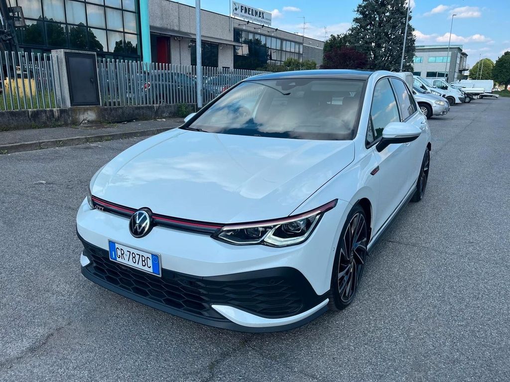 Image of Volkswagen Golf