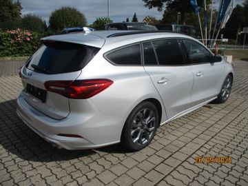 Ford Focus Turnier ST-Line 5j Garantie + Winterpaket