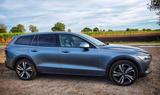 Volvo V60 Cross Country D4 AWD Geartronic  - Volvo V60 Cross Country: mit Anhängerkupplung