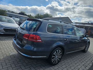Volkswagen Passat Variant - 12