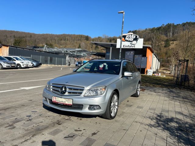 Mercedes-Benz C 250 C -Klasse T-Modell C 250**GEPFLEGT**