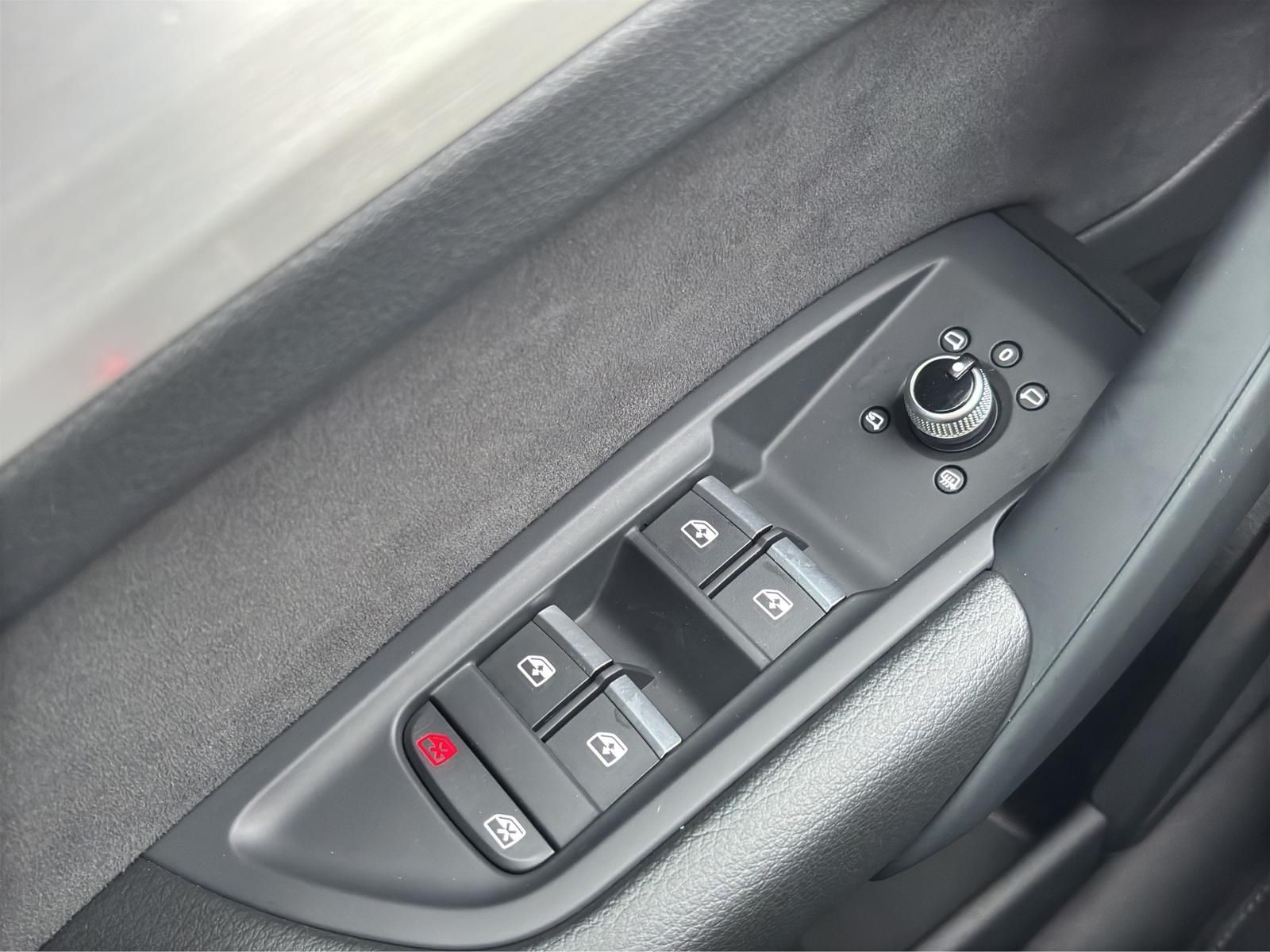 Q5 2.0 TDI quattro S-Line AHK PANO MATRIX-LED