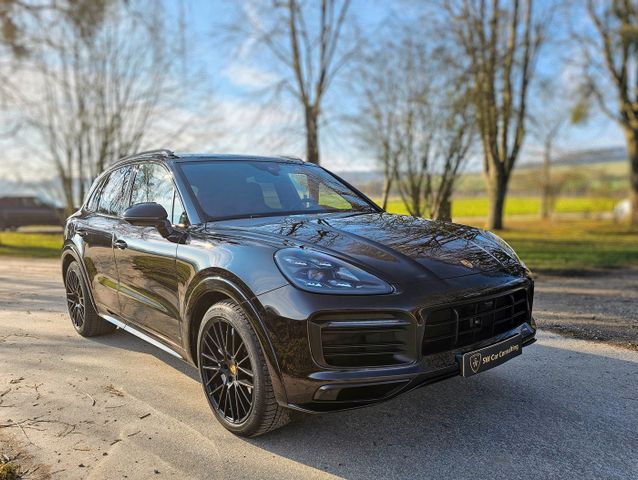PORSCHE Cayenne GTS