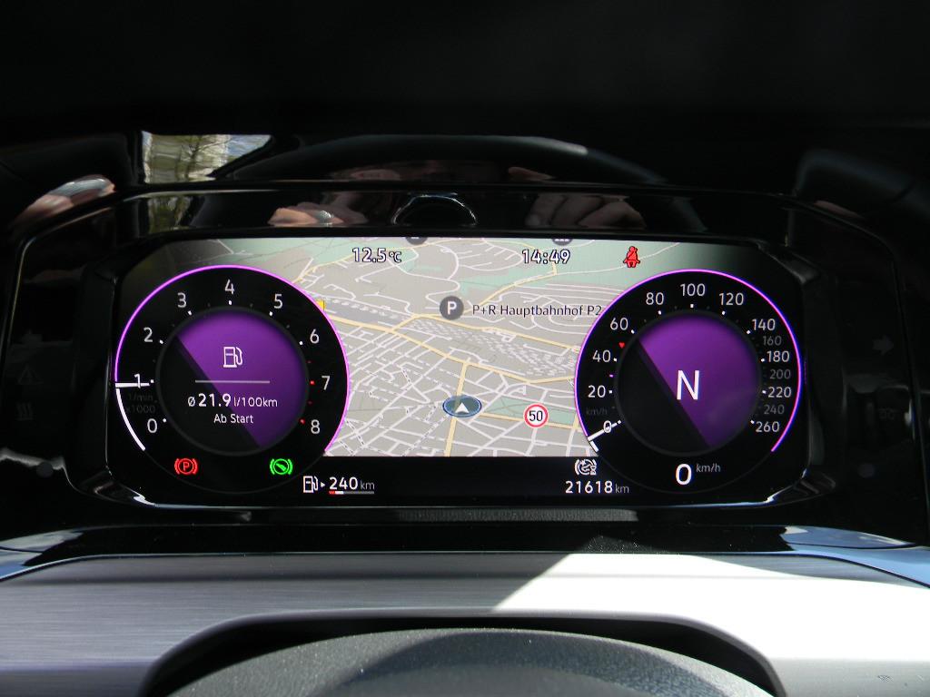Volkswagen Golf VIII Lim. Style 1,5 eTSI DSG Kamera, миниатюра 27