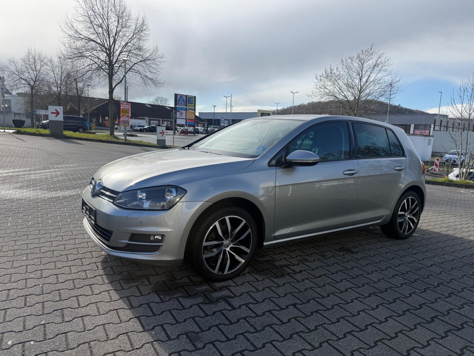 Volkswagen Golf 1.2 TSI BMT Trendline