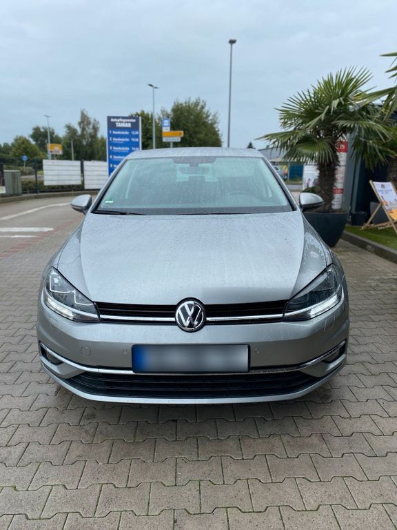 Image of Volkswagen Golf
