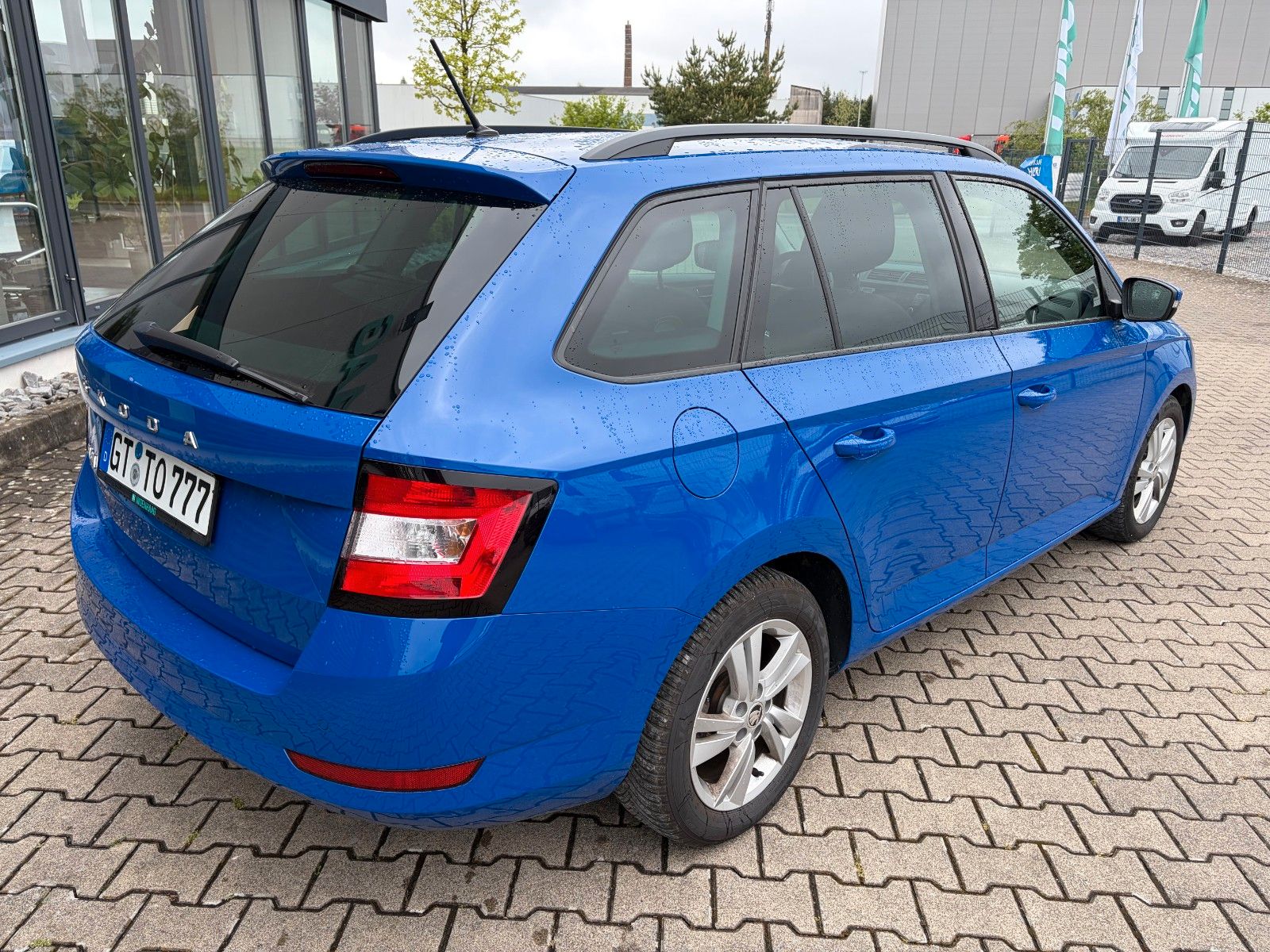 Fahrzeugabbildung SKODA Fabia Combi Ambition