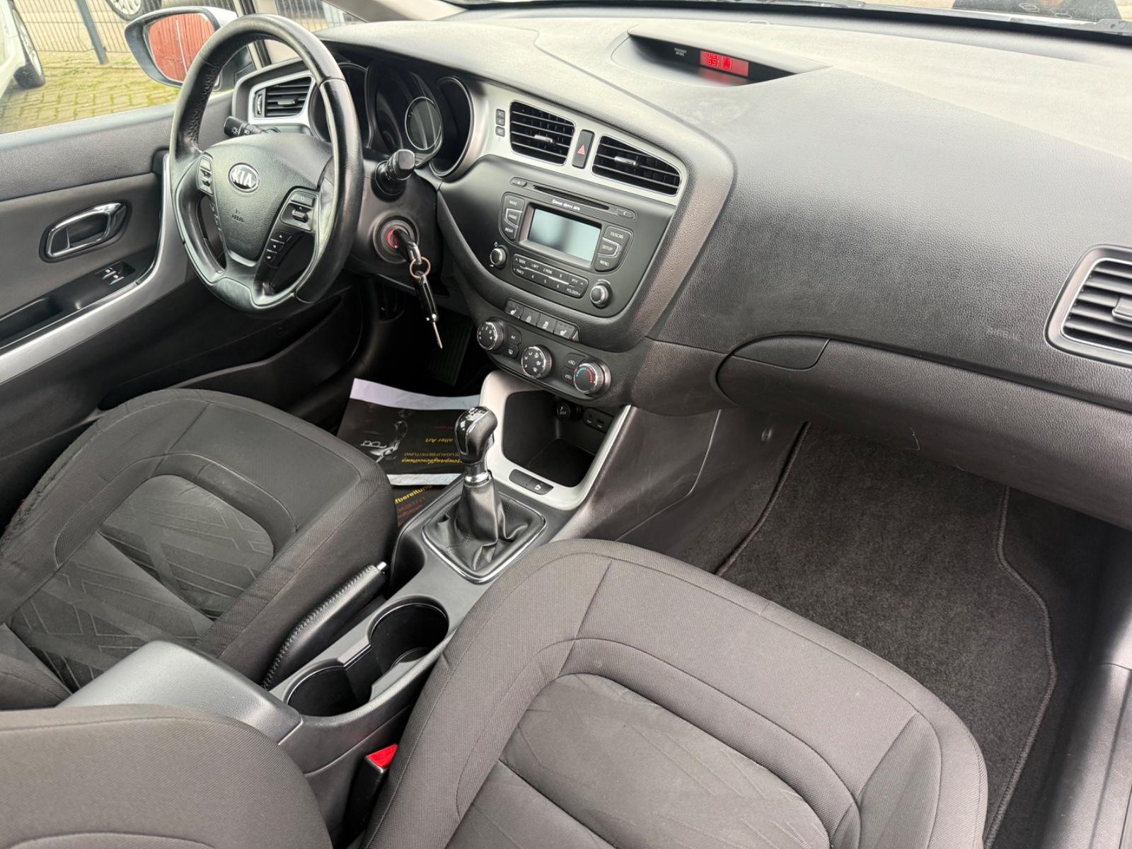 Kia cee'd Sportswagon   Attract