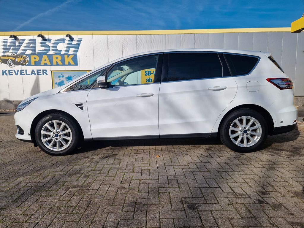 Image of Ford S-Max