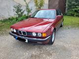 BMW E32 730i 6 Zylinder - rote BMW 7er Reihe