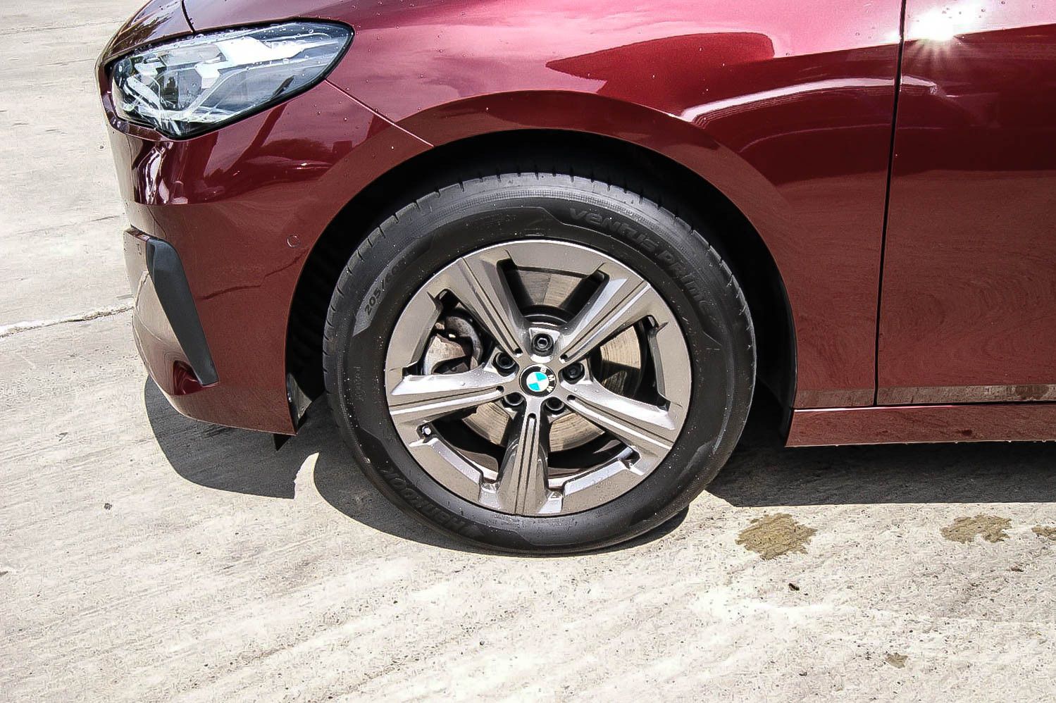 Fahrzeugabbildung BMW 223  i xDrive Active Tourer HEAD -UP WIDESCREEN