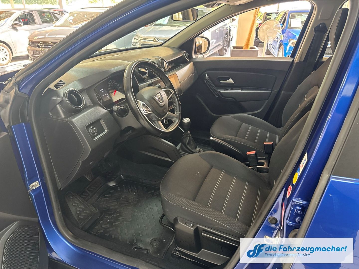 Fahrzeugabbildung Dacia Duster II Comfort 4WD EXPORT SHZ Temp PDC Bergan