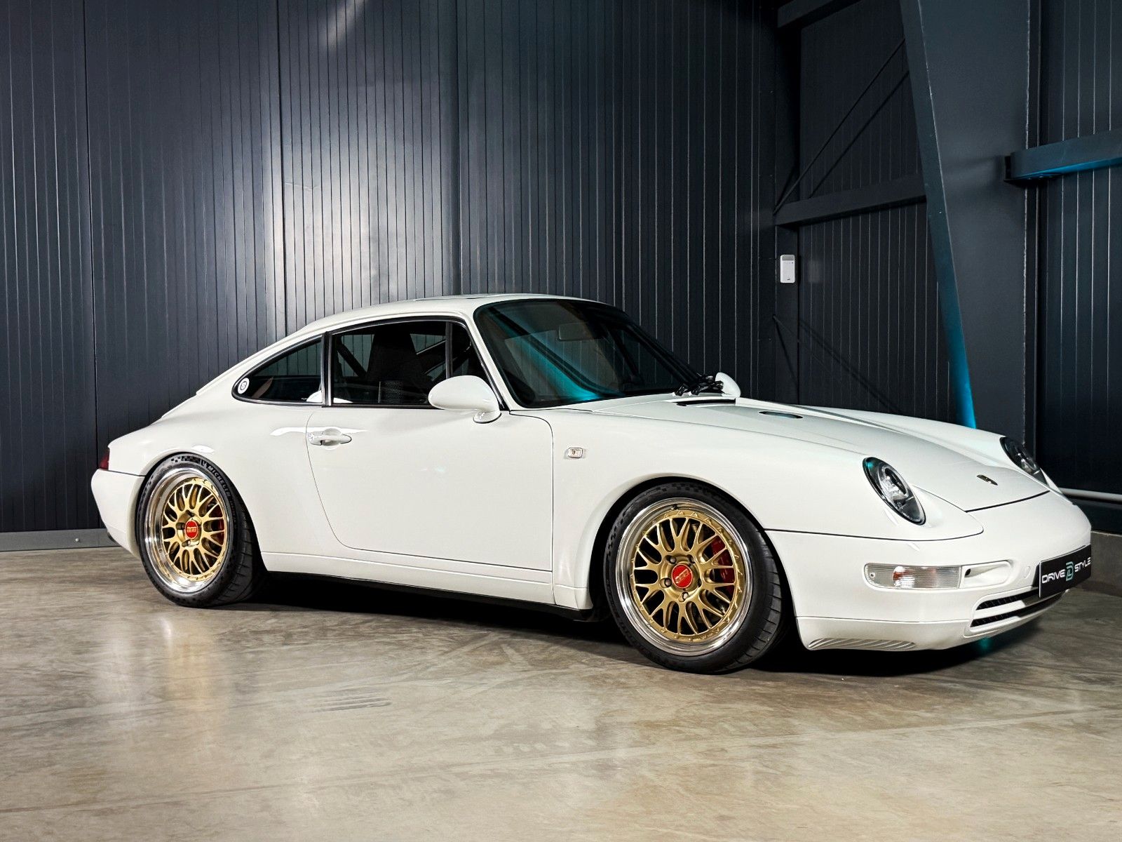 Fahrzeugabbildung Porsche 993 RS Nachbau 3,8L + 325 PS + Komplett umbau