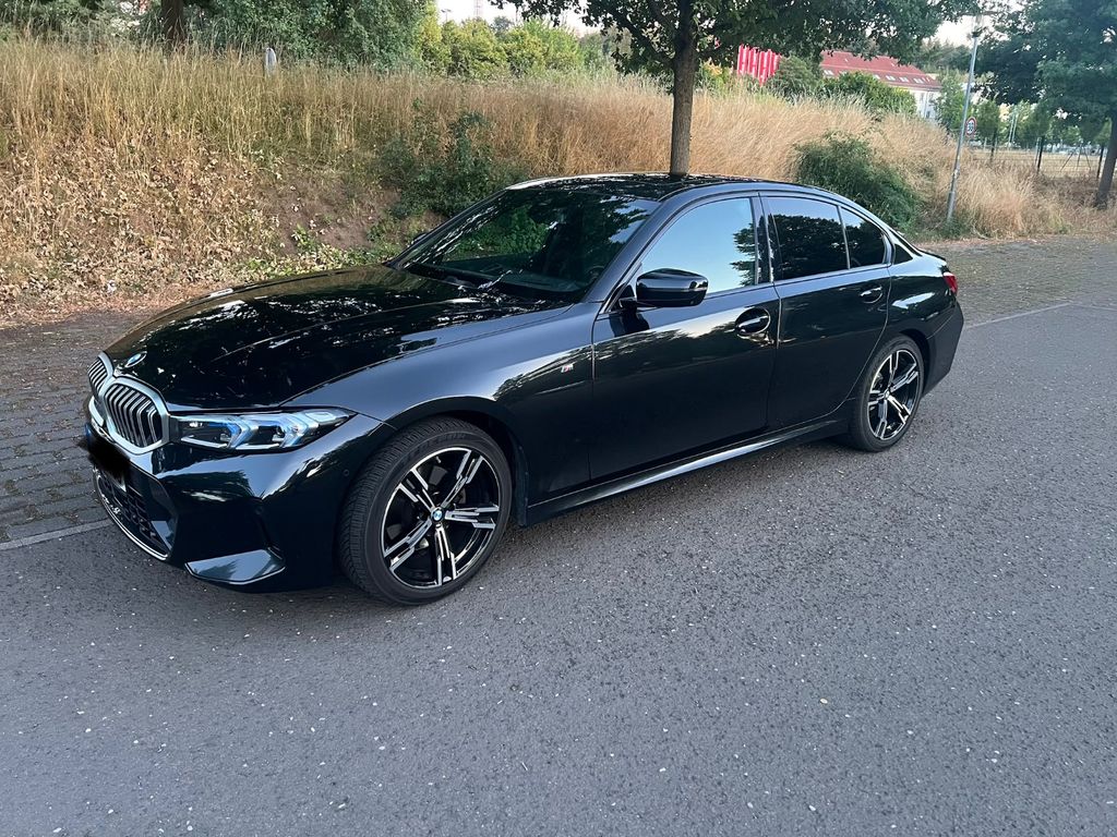 Image of BMW 320