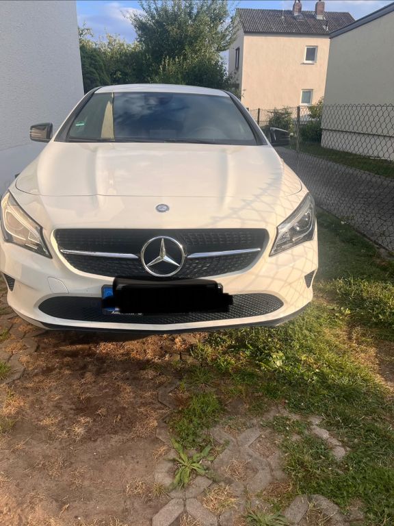 Image of Mercedes-Benz CLA 200 Shooting Brake