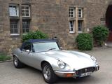 Jaguar E-Type Serie 3, V12 - silberne Jaguar E-Type