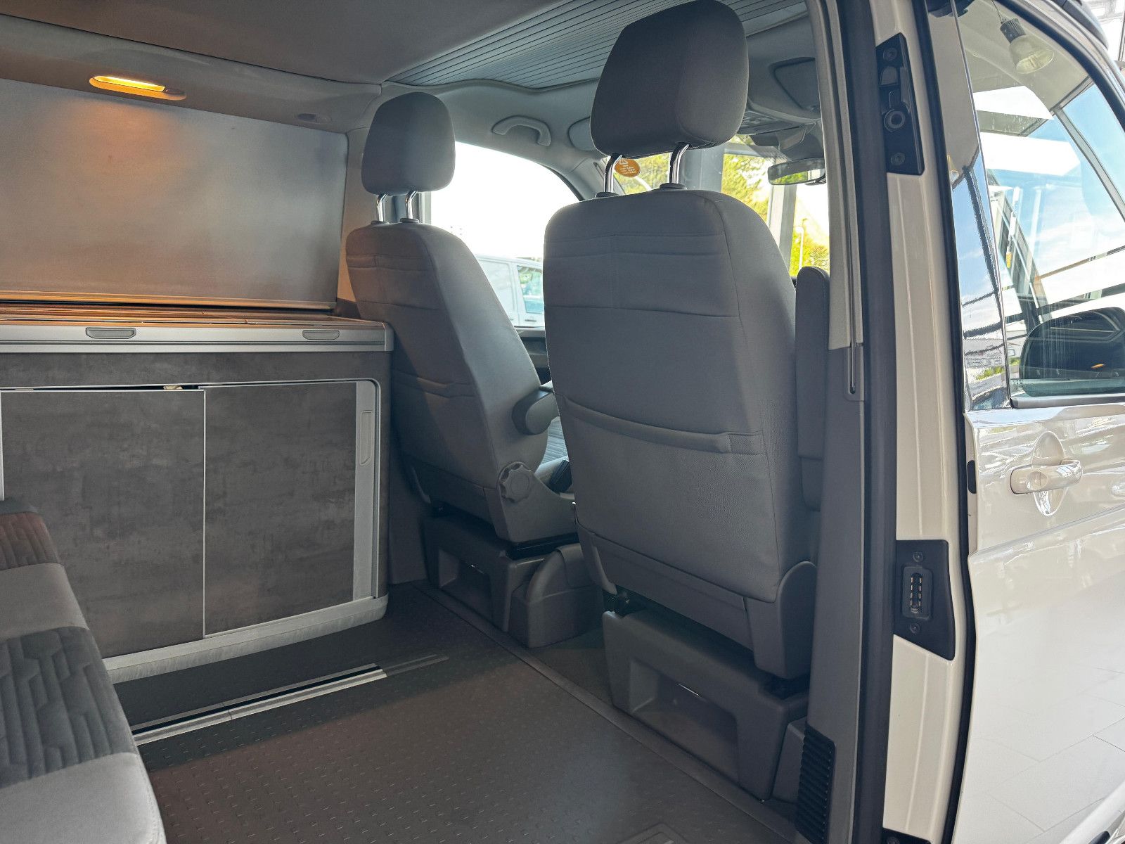 Volkswagen T6 California Ocean Edition FWD LED AHK ACC foto 11