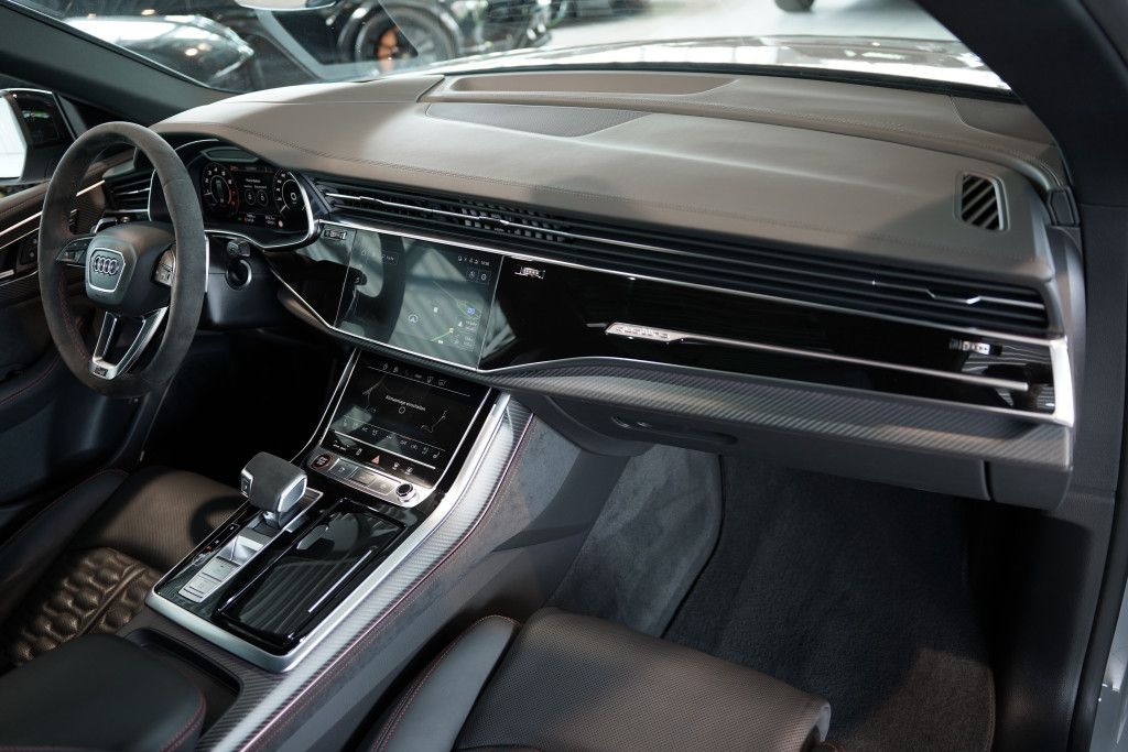 Audi Rsq8
