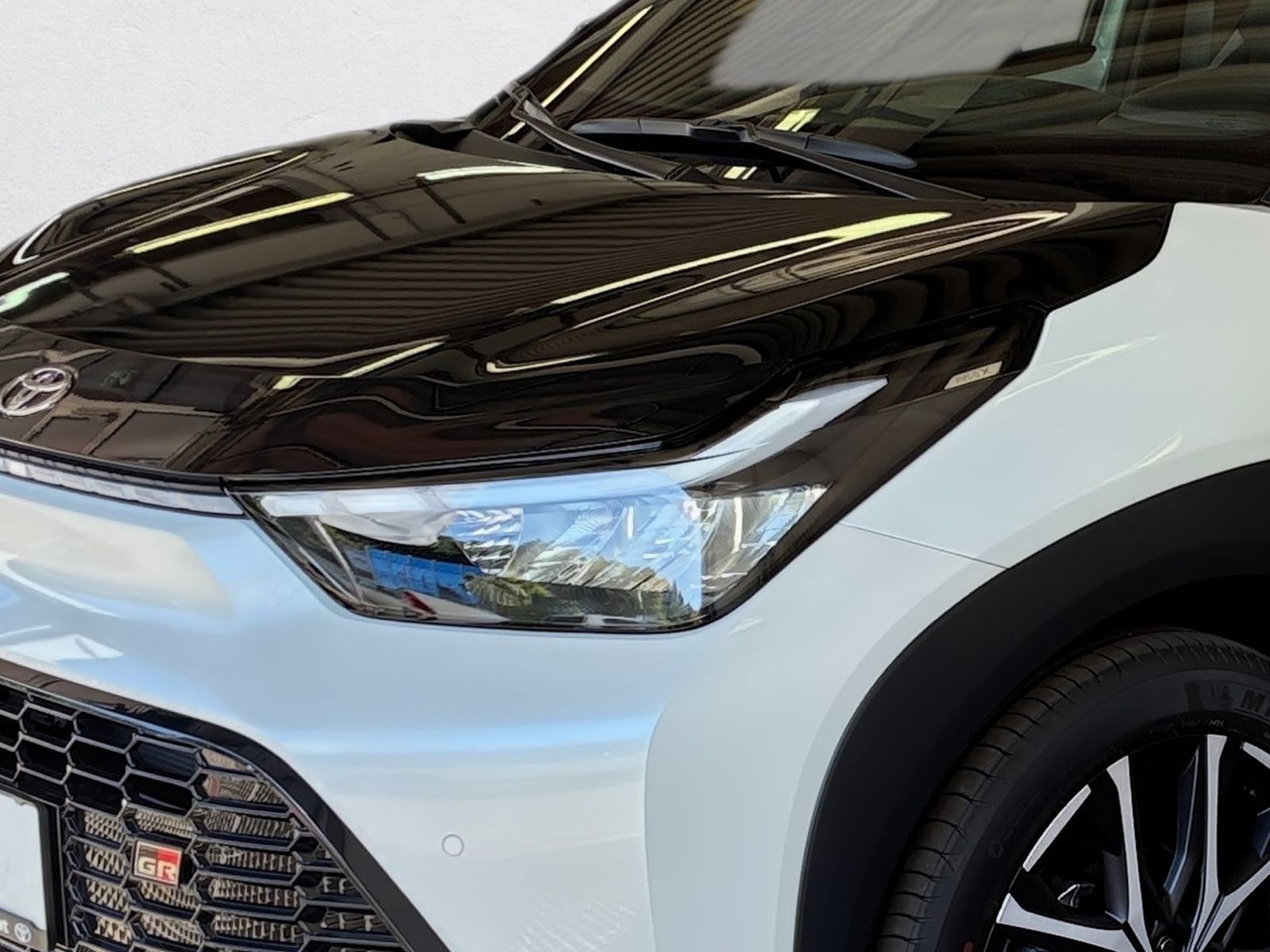 Fahrzeugabbildung Toyota Aygo X 1.5 GR SPORT m. Faltdach Kam.,LED,SHZ