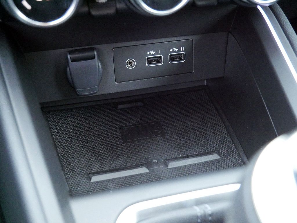 Fahrzeugabbildung Renault Clio Esprit Alpine TCe 90