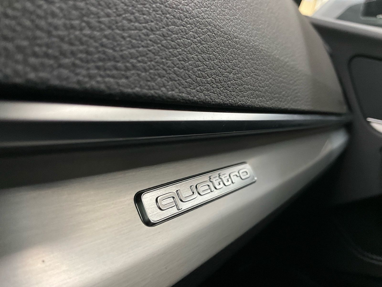 Audi SQ5 - Bild 18