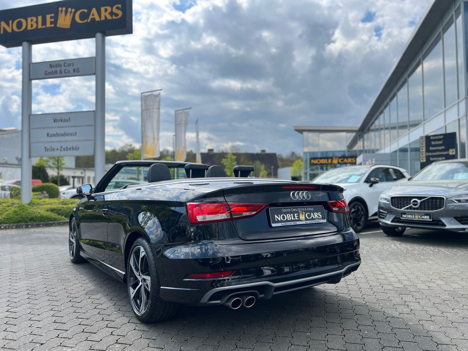 Fahrzeugabbildung Audi A3 Cabriolet 35 TFSI S line PDC XENON NAVI