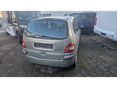 RENAULT Scenic 1.6 SHZ HU 10.26 Klima Beheizb. Frontsch.