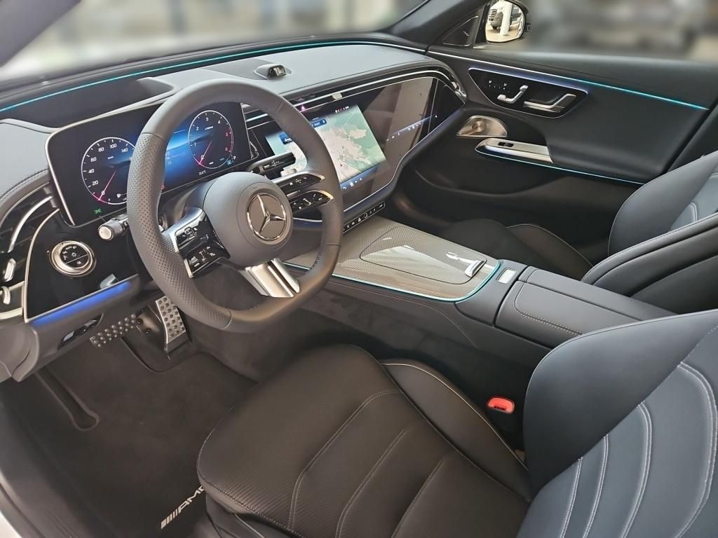 Fahrzeugabbildung Mercedes-Benz E 450d 4M T-Modell +AMG+AHK+AIRMATIC+PANO+HEAD++