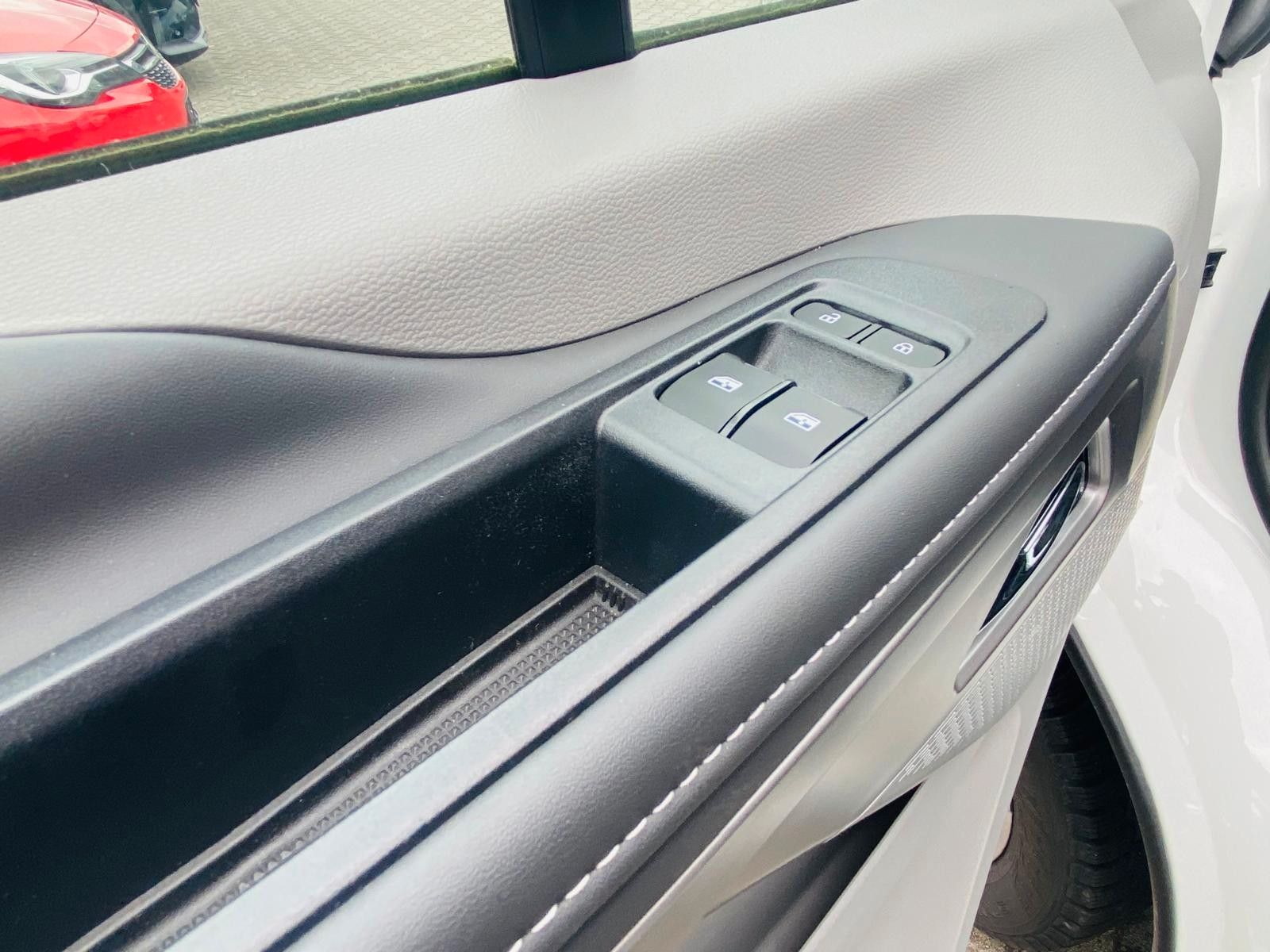 Fahrzeugabbildung Maxus eDeliver 7 L2 3,5t 3SIT+LED+NAVI+SHZ+KAMER+ACC+