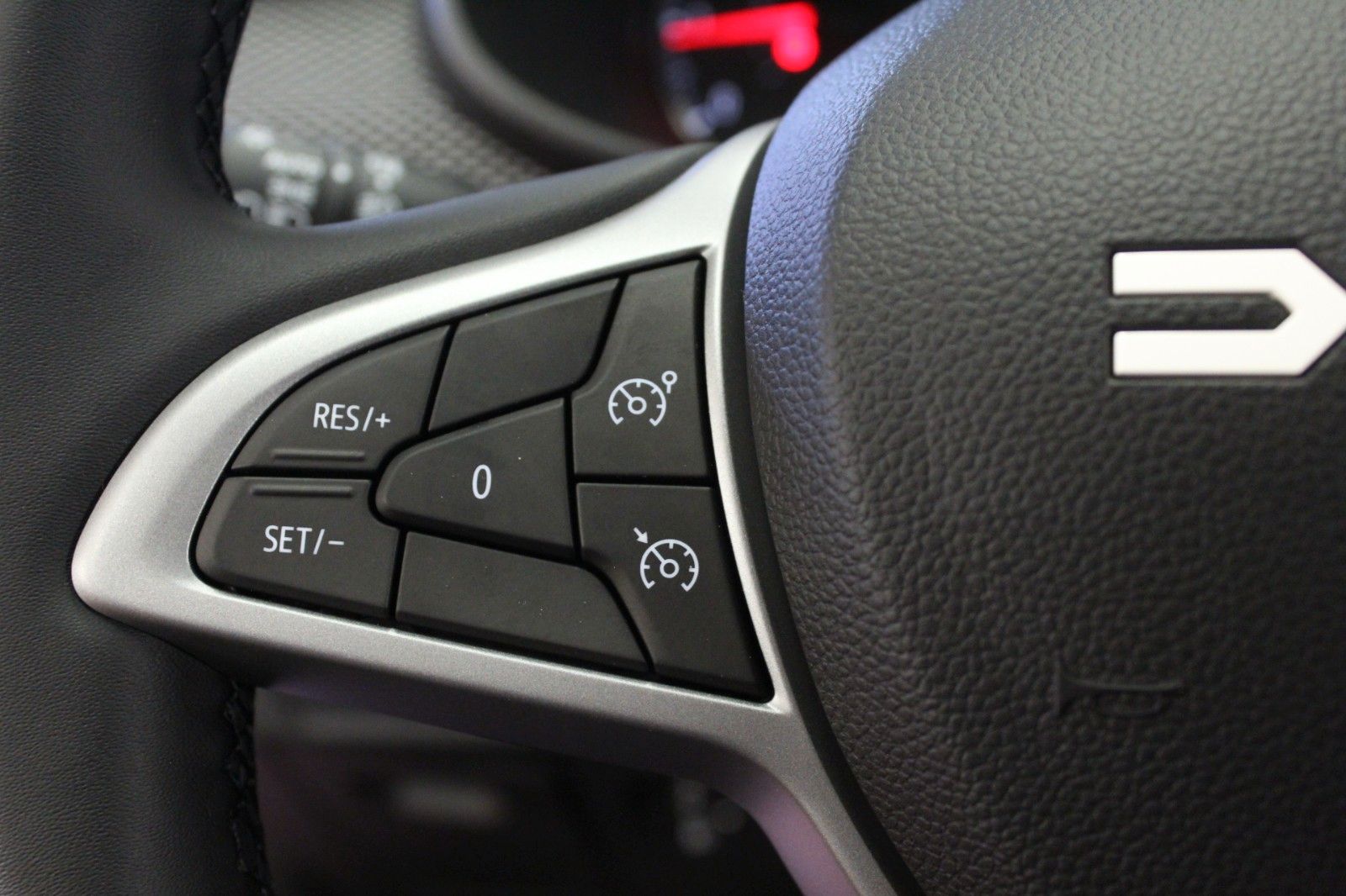 Fahrzeugabbildung Dacia Sandero TCe 90 Expression*Winterpaket*15625*