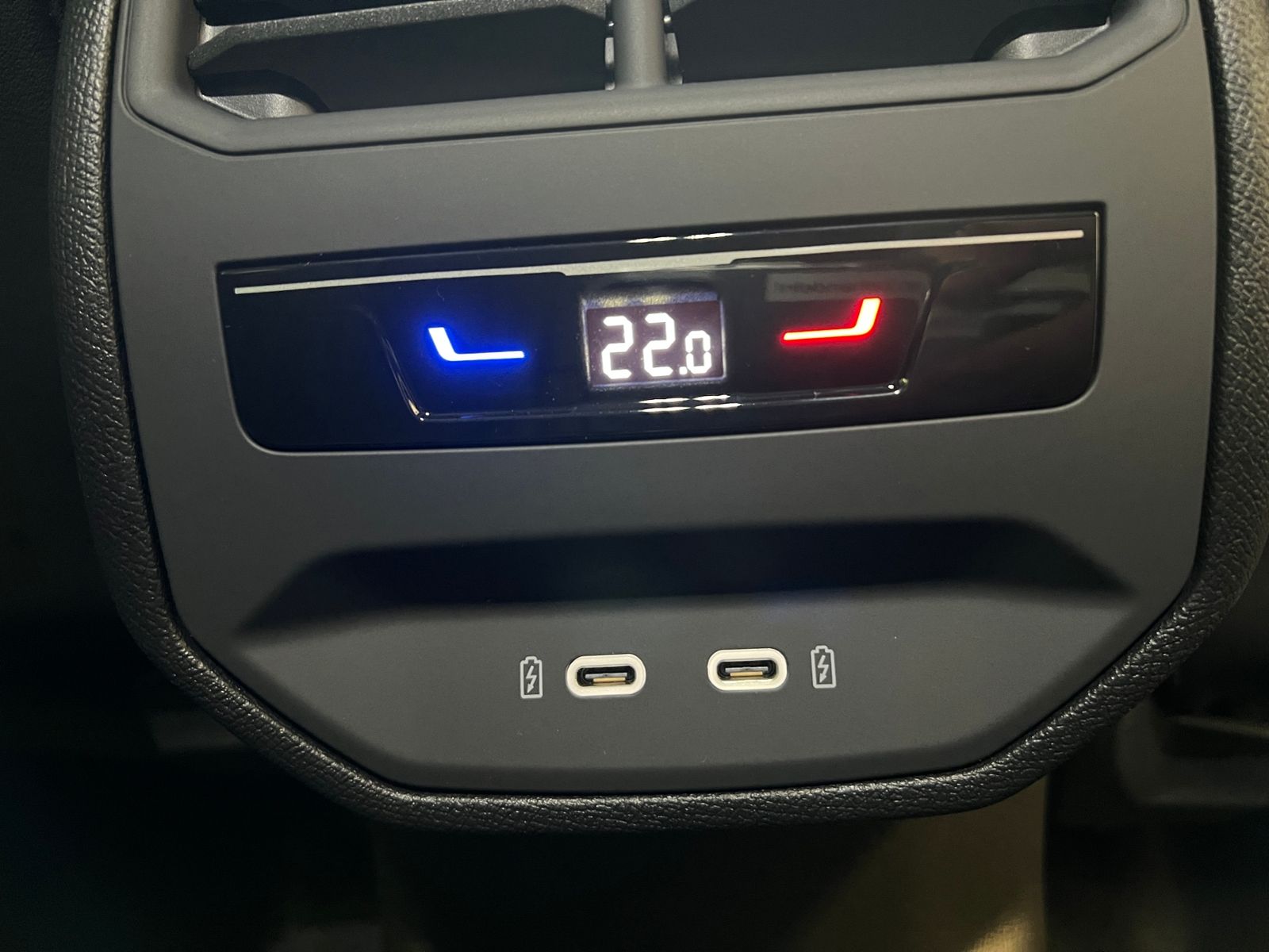 Fahrzeugabbildung CUPRA Formentor VZ 2.0 TSI DSG 4Drive *AHK, LED-Matrix