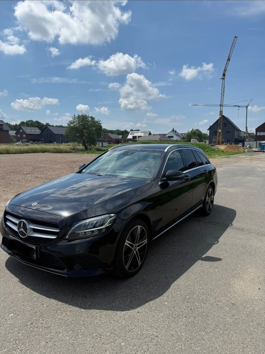 MERCEDES-BENZ C 300 de T Autom. -