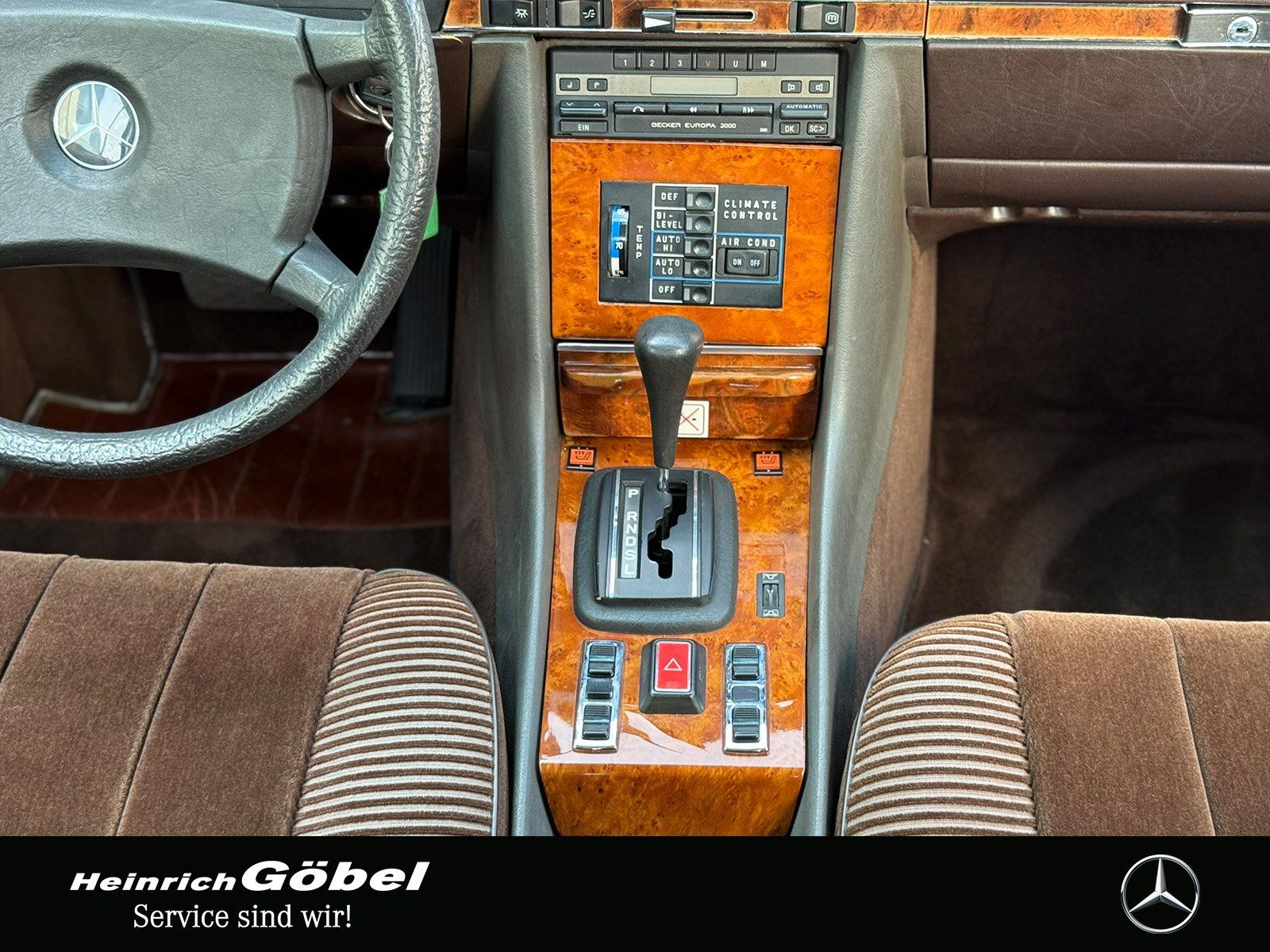Fahrzeugabbildung Mercedes-Benz 500 SLC *GARANTIE*KLIMAAUTOMATIK*ELEK.SCHIEBEDAC