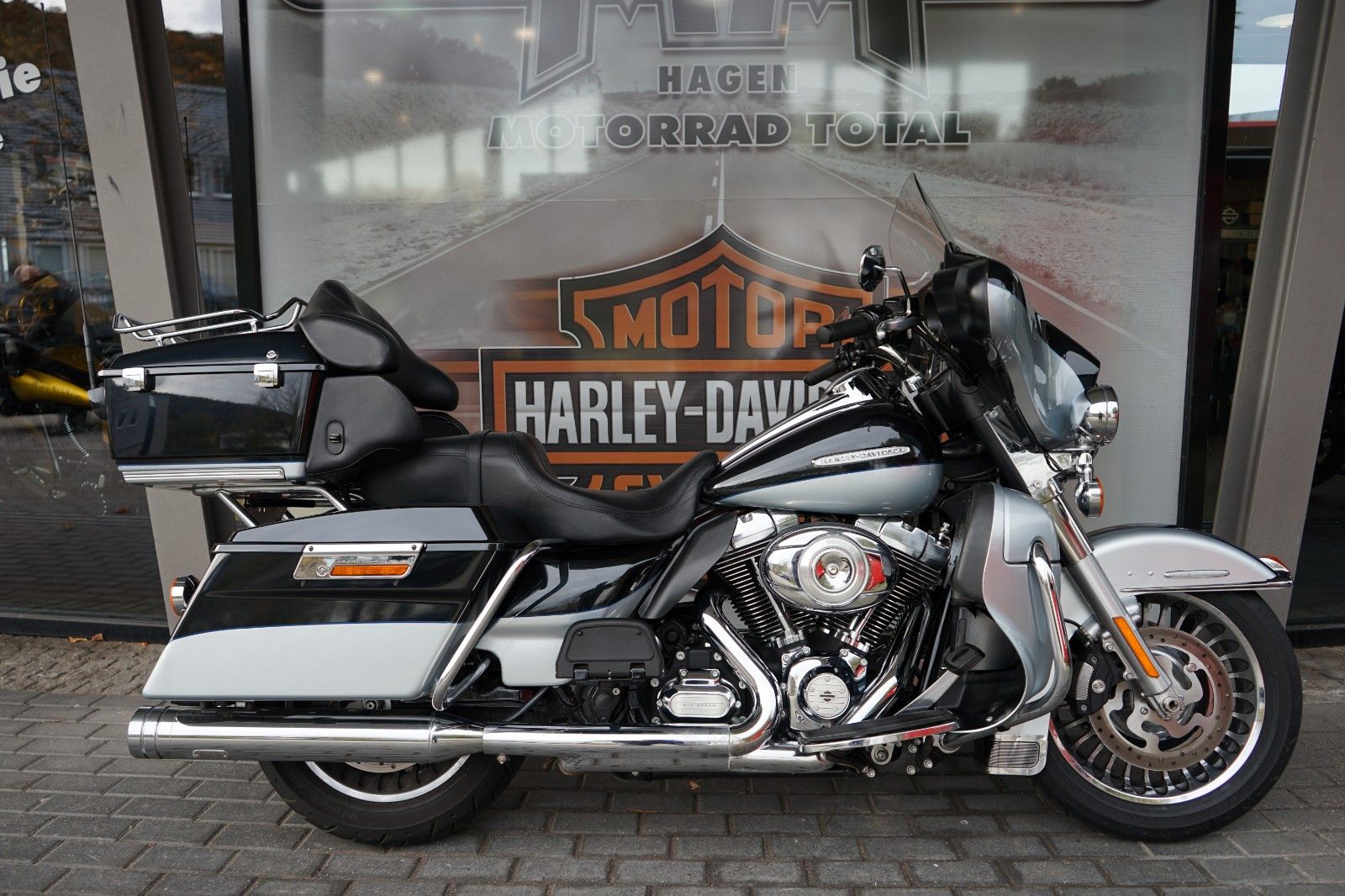 Fahrzeugabbildung Harley-Davidson Ultra Limited FLHTK mit Jekill & Hyde