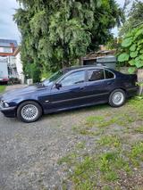 BMW 523i - Limousine - BMW 523 aus 1999: 523i
