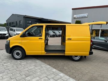Volkswagen T5 Transporter - 1