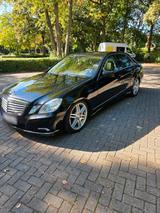 Mercedes-Benz MERCEDES E550 TOP GEPFLEGT  ALLES NEU - Mercedes-Benz E550
