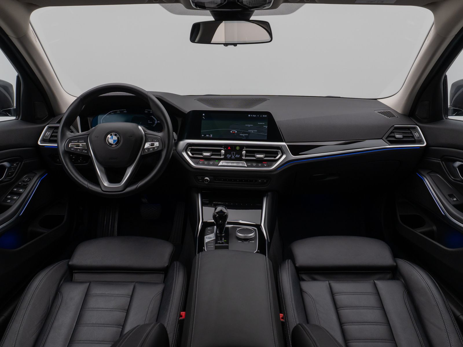 Fahrzeugabbildung BMW 320i xD Luxury Line El.Glasdach Kamera HiFi AHK