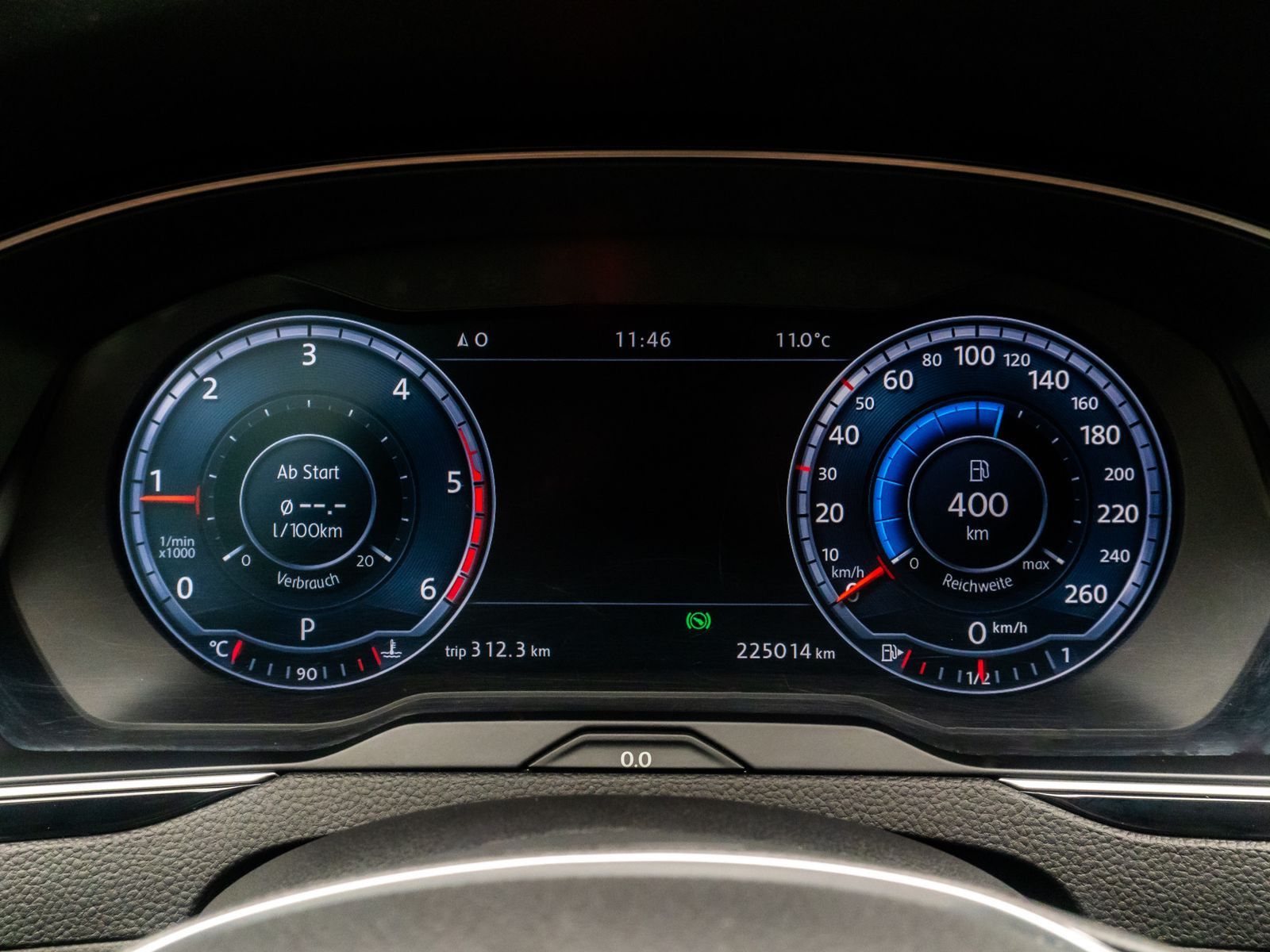 Fahrzeugabbildung Volkswagen Passat Variant 2.0 Highline PDC Massage AHK 18"