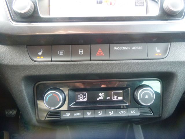 Fahrzeugabbildung Skoda Fabia Combi 1,0 TSI >NAV/LED/SHZ/PDC<