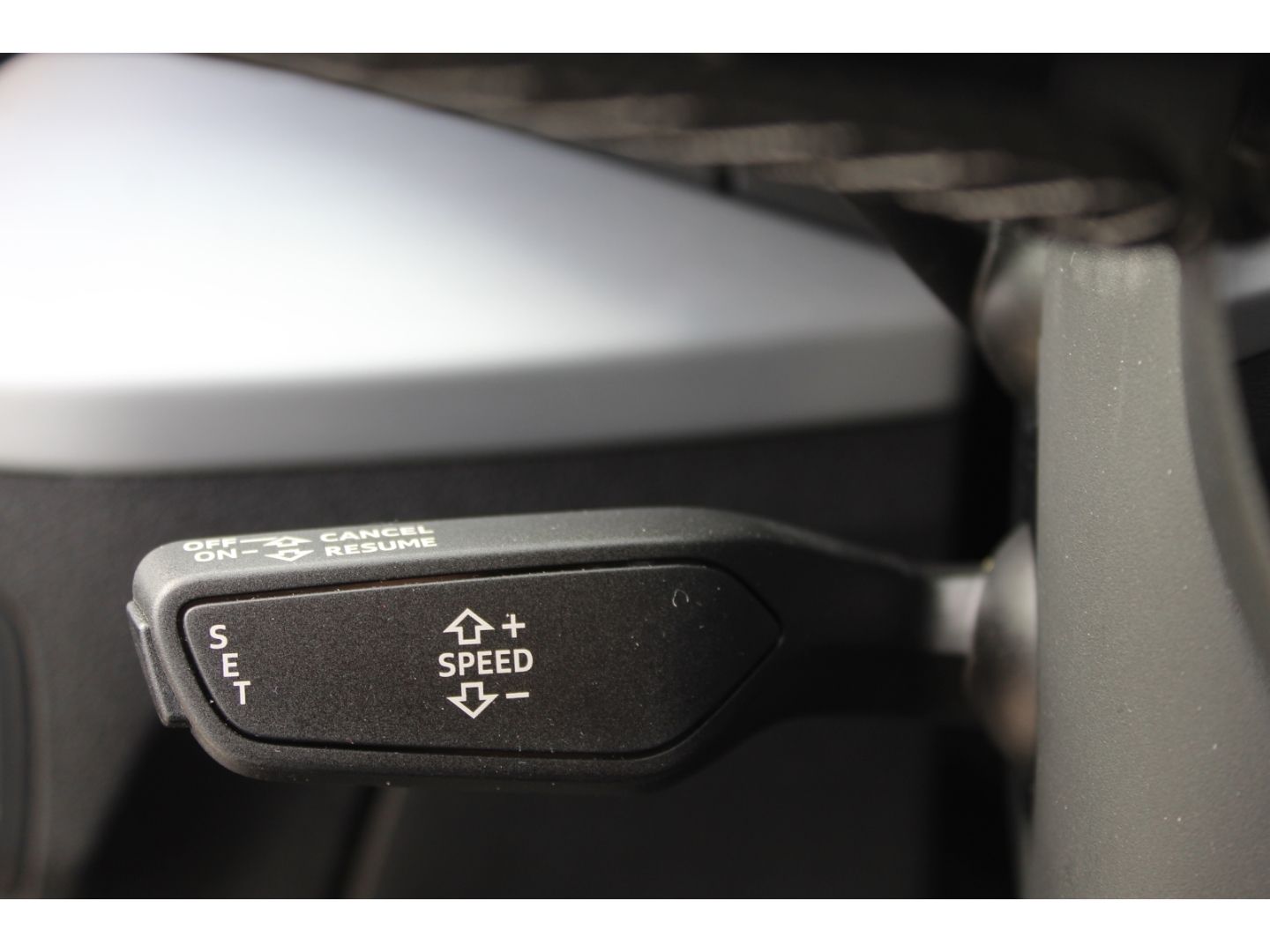 Q2 35TFSI Str. Assistenz*Navi*S-Line*Stylepaket!