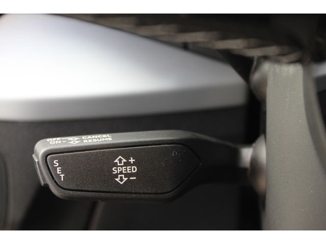 Q2 35TFSI Str. Assistenz*Navi*S-Line*Stylepaket!