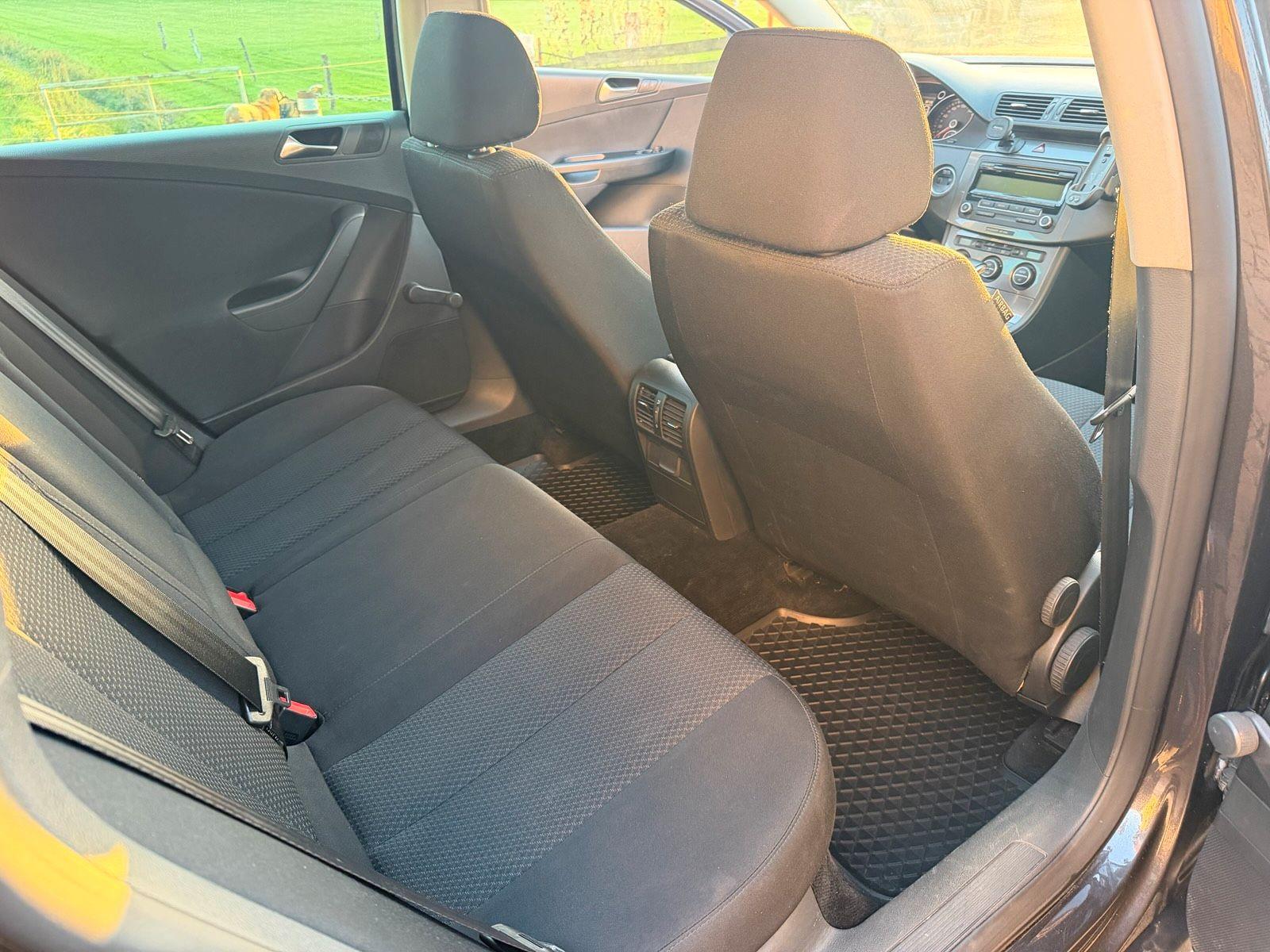 Volkswagen Passat 2009 — photo 7