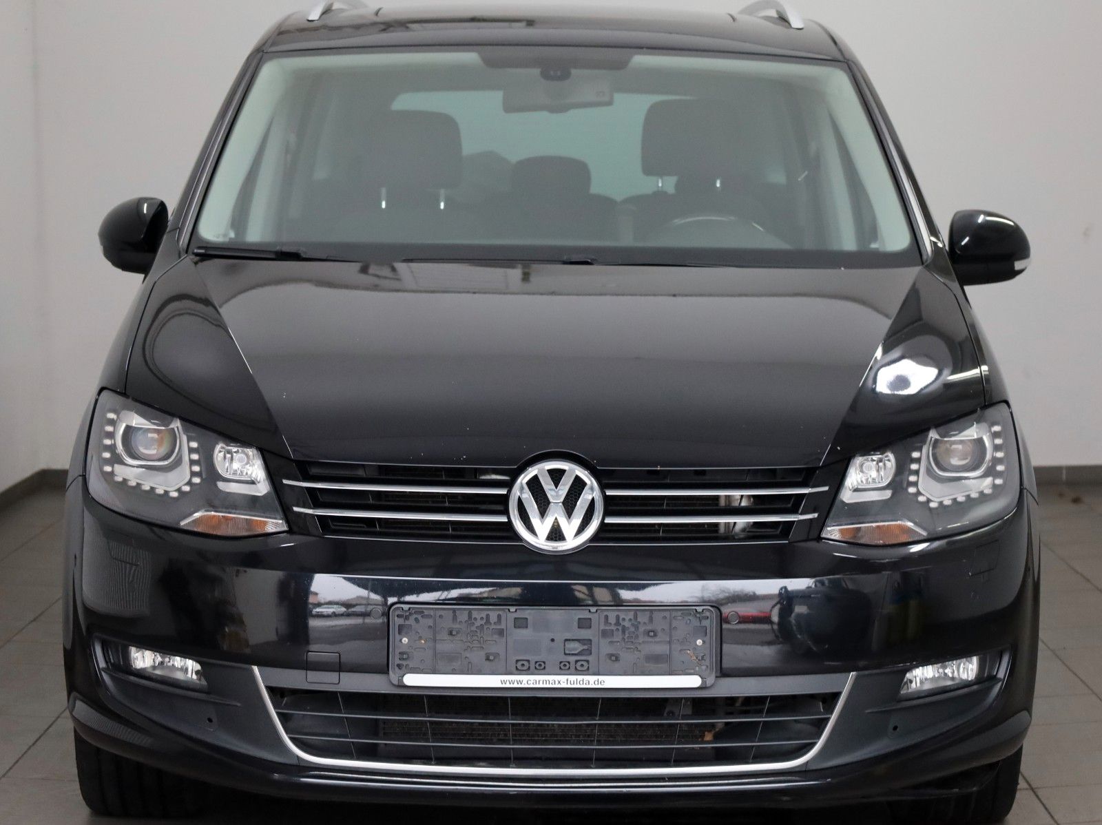 Fahrzeugabbildung Volkswagen Sharan Cup BMT 7 Si.,Navi,Xenon,SH,PDC,AHK,SR+WR